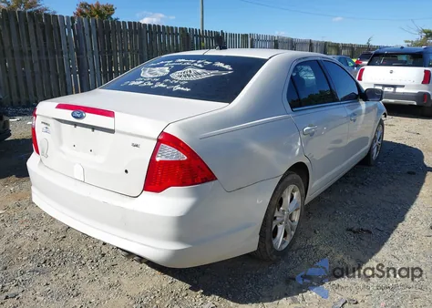 2012 Ford Fusion Se z USA, uszkodzony, nr VIN 3FAHP0HA7CR402345